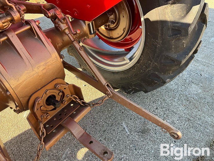 1956-massey-ferguson-50-image-15