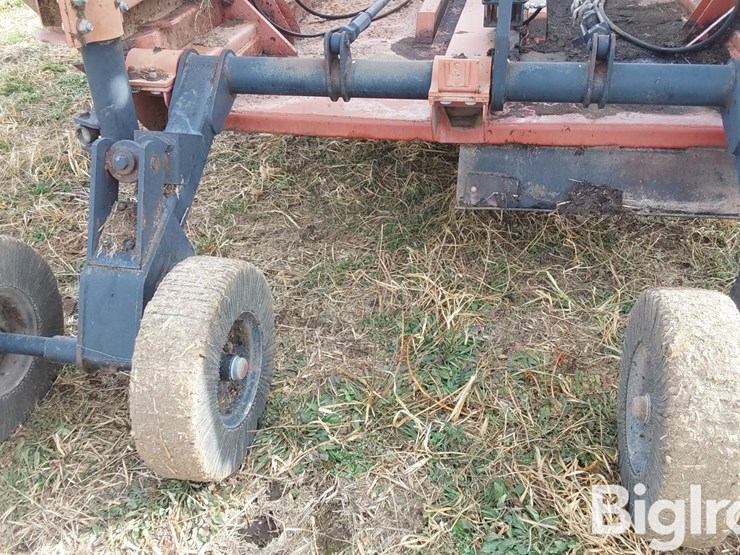 bush-hog-2620-image-17