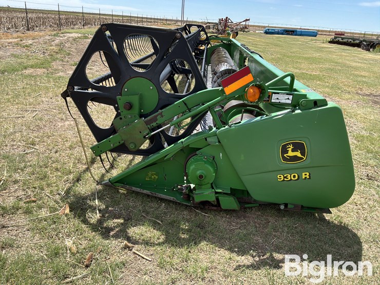 john-deere-930r-image-8