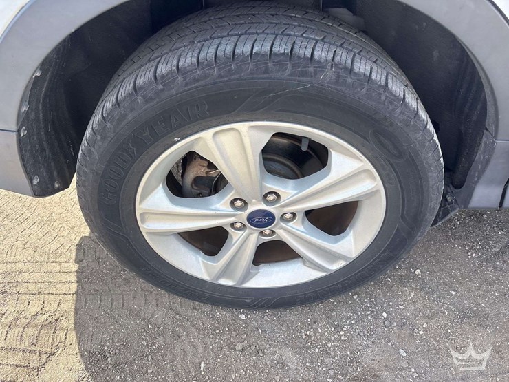 2014-ford-escape-image-28