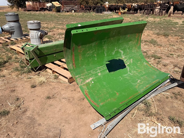 john-deere-8000-image-3