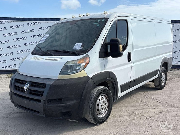 2014-ram-promaster-1500-image-1