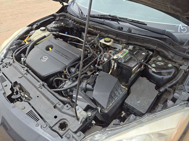 2010-mazda-3s-hatchback-4d-image-21
