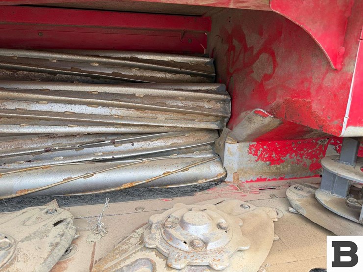 2019-massey-ferguson-wr9970-image-16