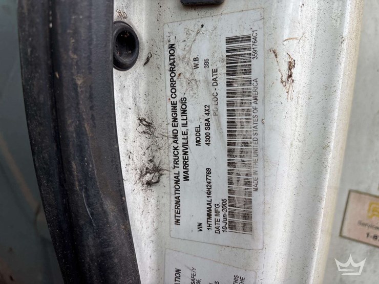 2006-international-durastar-4300-image-5