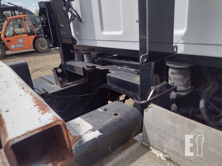 2000-sterling-l8500-image-33