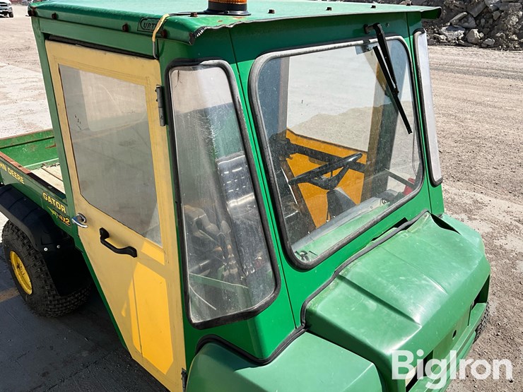 john-deere-gator-image-19