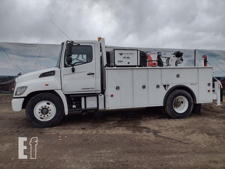 2018-hino-338-image-1