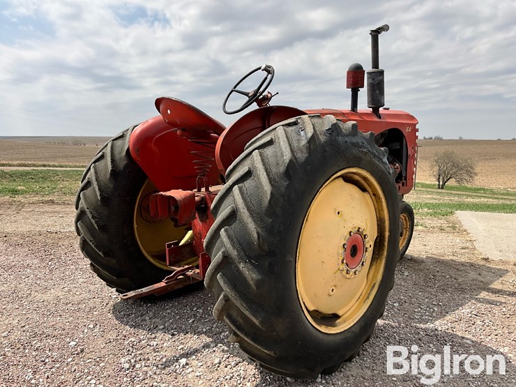 1949-massey-ferguson-44-image-5