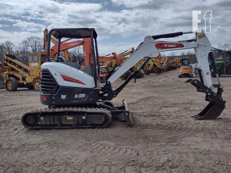 2022-bobcat-e35i-image-3