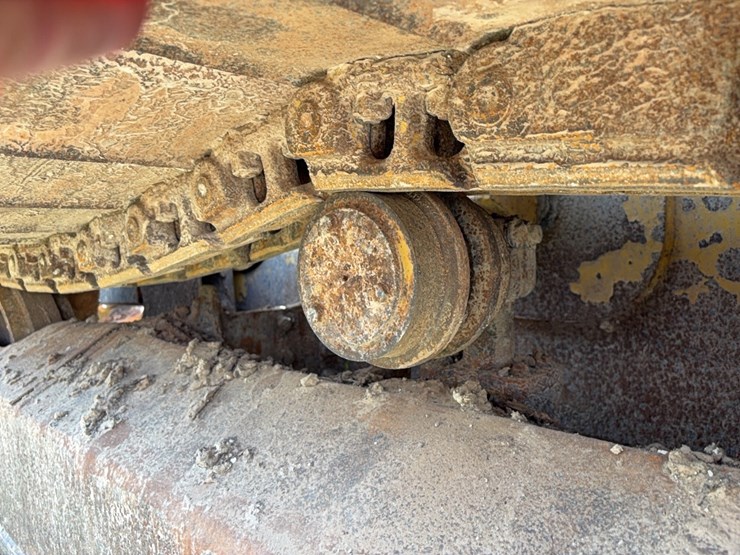 2018-caterpillar-d5k2-lgp-image-11