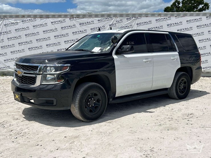 2019-chevrolet-tahoe-image-1