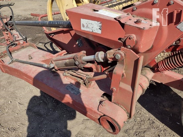 2002-new-holland-488-image-8