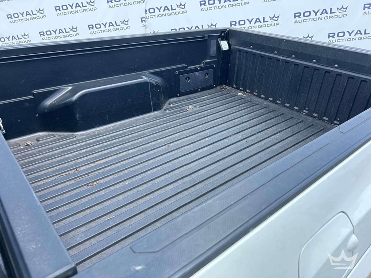 2020-toyota-tacoma-image-11