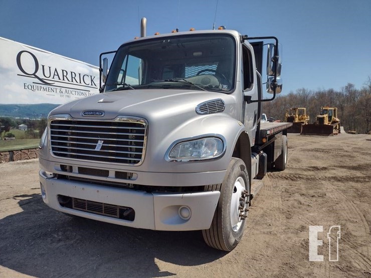 2015-freightliner-business-class-m2-106-image-33