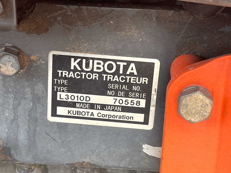 #4056-•-kubota-tractor-image-42