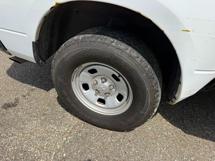 2016-dodge-1500-image-12