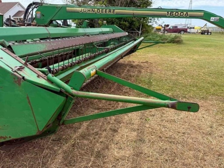 john-deere-1600a-image-11