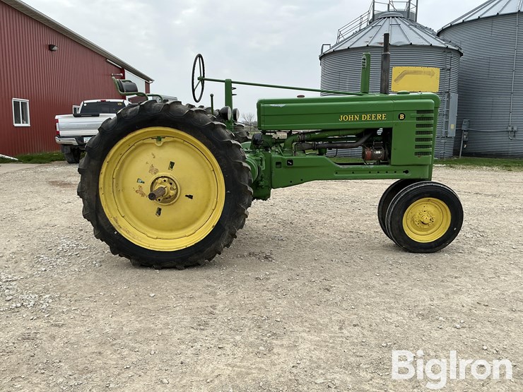 1950-john-deere-b-image-4