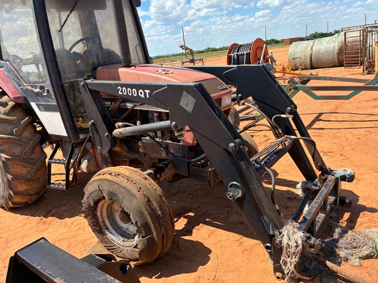 case-ih-4230-image-7