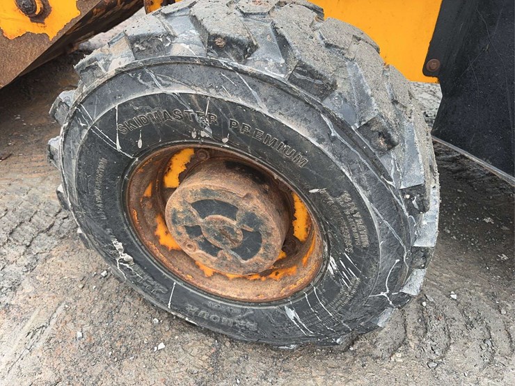 2010-jcb-3cx-image-10