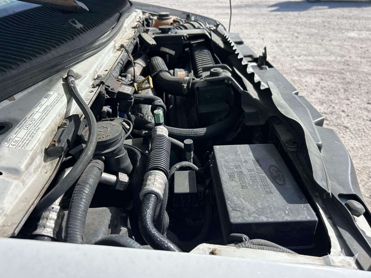2006-ford-e350-image-8