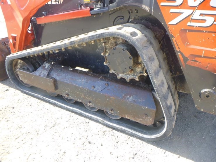 2021-kubota-svl75-2-image-32