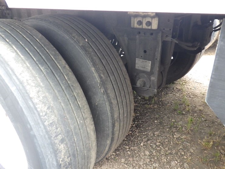 2019-utility-3000r-image-7