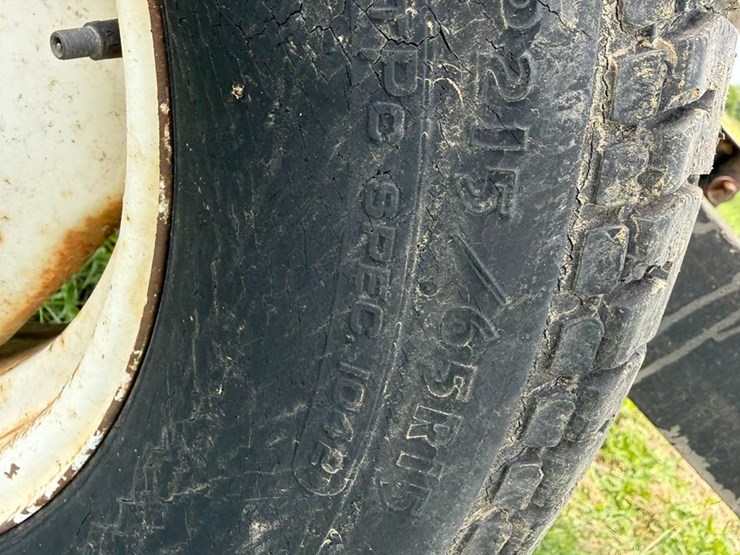 john-deere-4239t-image-6