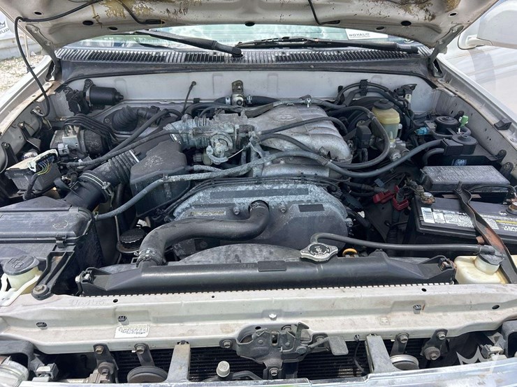 2000-toyota-4-runner-image-7