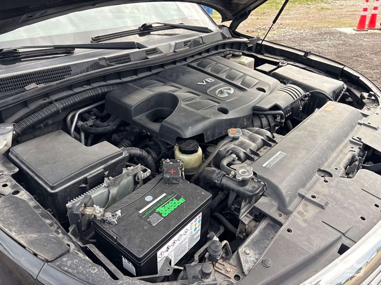 2012-infiniti-qx56-image-8