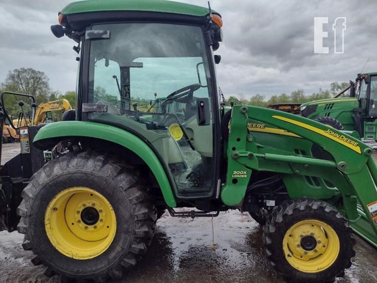 2011-john-deere-3720-image-25