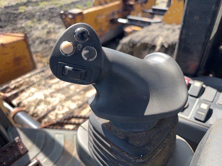 2018-caterpillar-d5k2-lgp-image-19