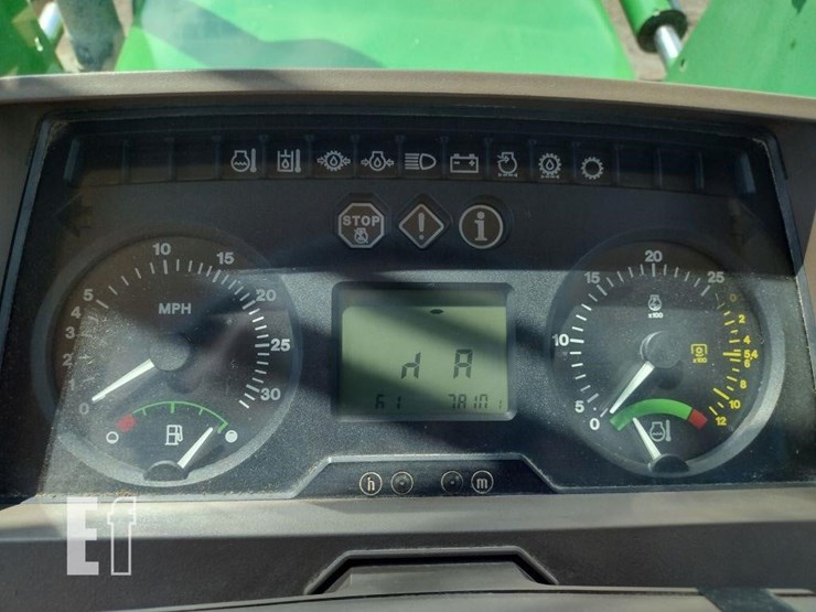 john-deere-6210-image-6