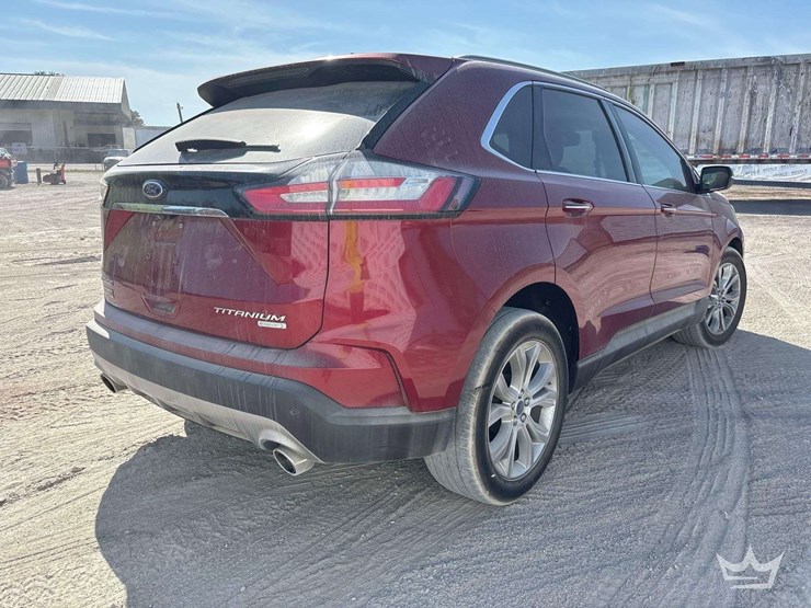 2019-ford-edge-image-3