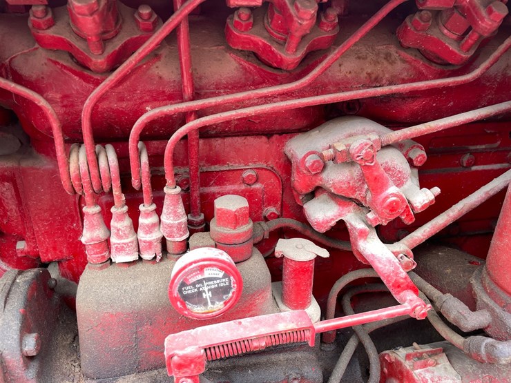 #4087-•-international-antique-dozer-image-60