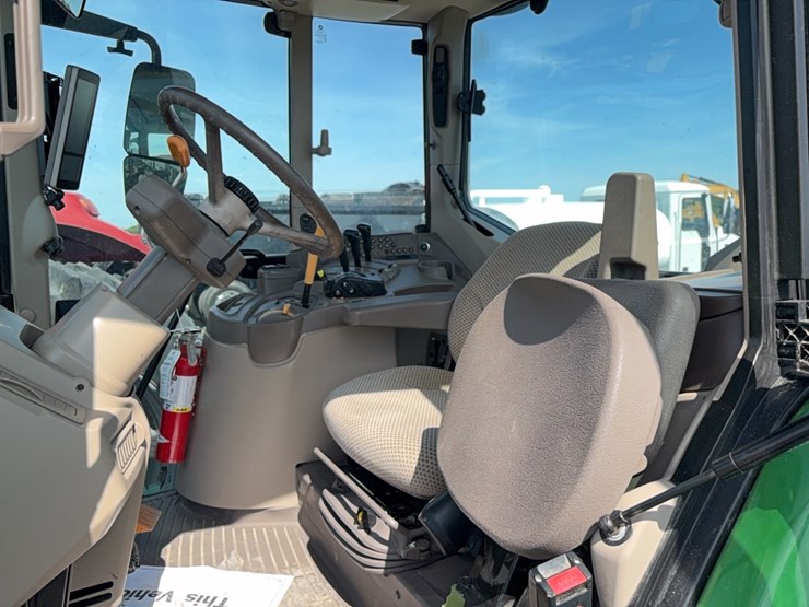 2023-john-deere-6155m-image-8
