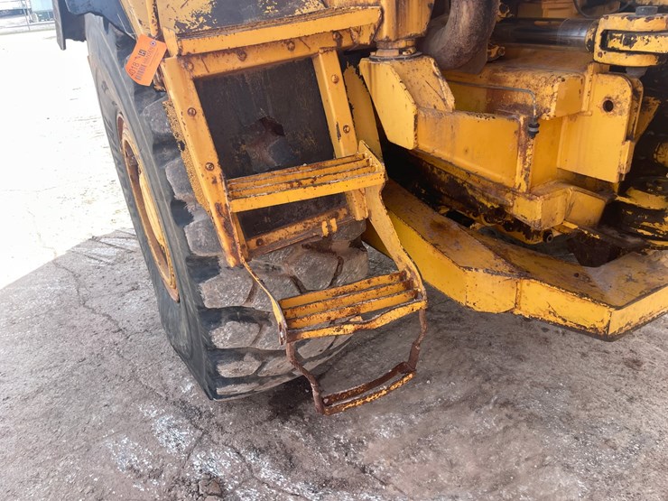 volvo-a25-image-50