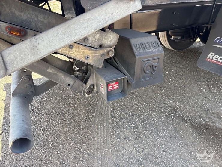 2020-international-mv607-image-33