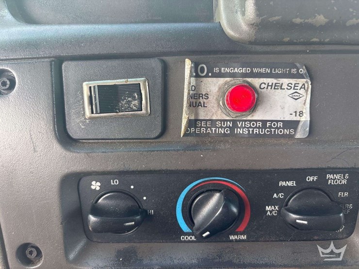 2002-sterling-m8500-image-16