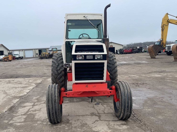 #4067-•-case-2090-tractor-image-2
