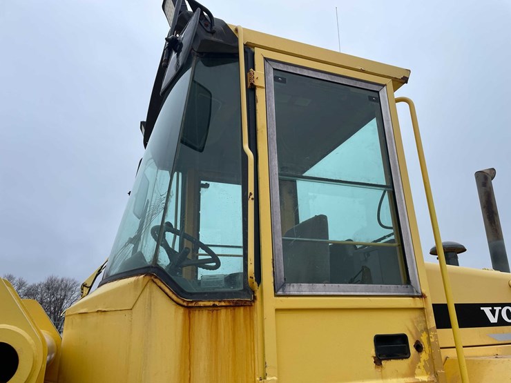 volvo-l70c-image-30