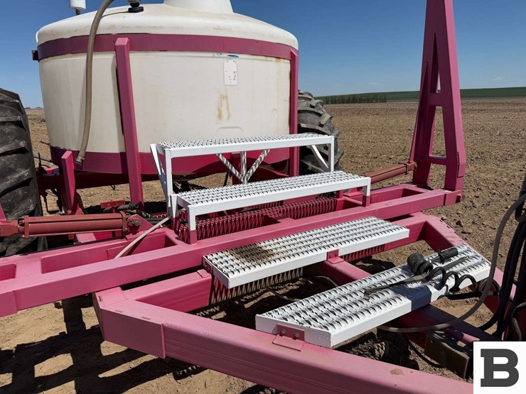 custom-92'-sprayer---ritzville,-wa-image-10