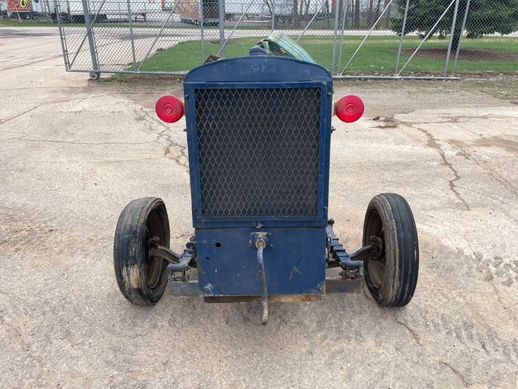 #4090-•-lincoln-shield-arc-welder-image-6