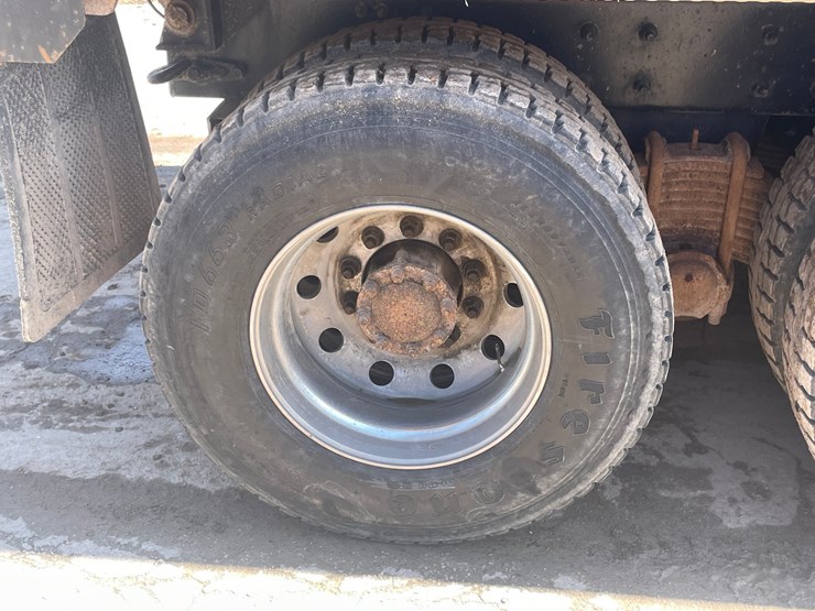 #4014-•-2013-quad-axle-mack-dump-truck-(has-wi-title)-image-27
