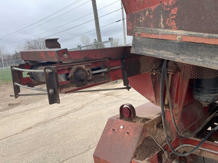 #4047-•-1991-royer-top-soil-shredder-image-42