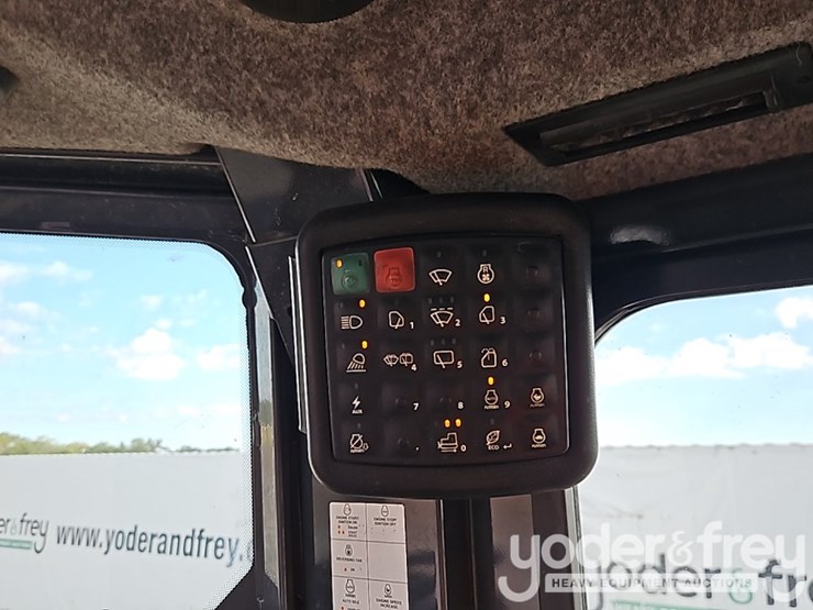 deere-450k-image-33