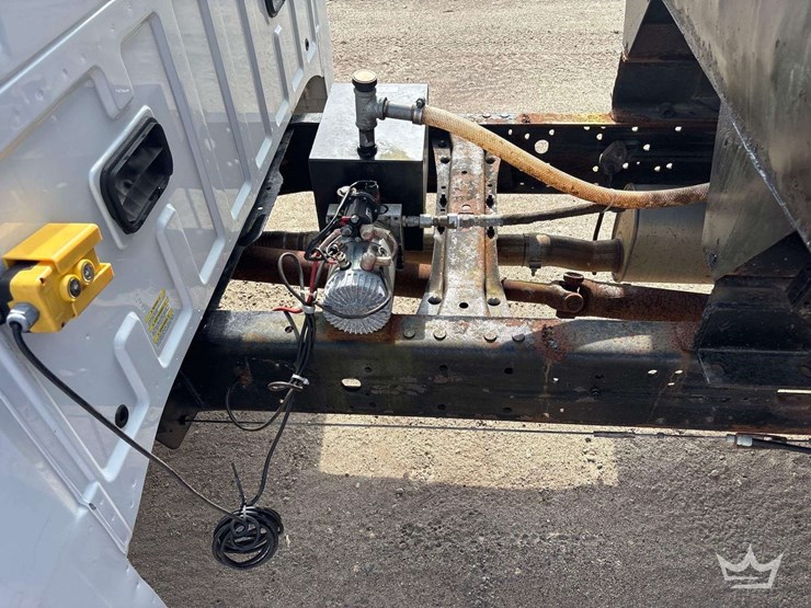 2006-ford-f450-image-17