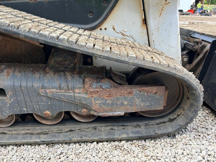 bobcat-t76-image-13