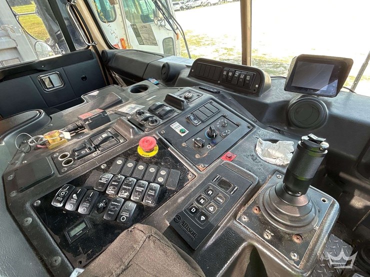 2015-autocar-xpeditor-image-15
